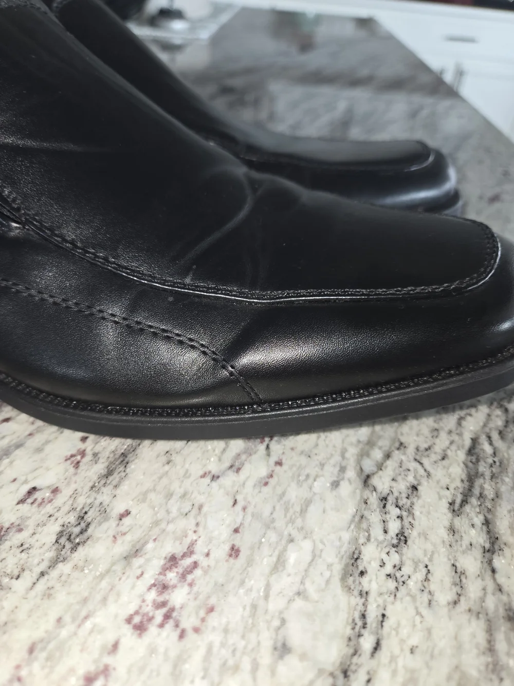 Perry Ellis smooth black